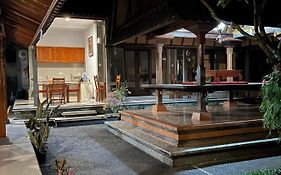 Sujana Homestay